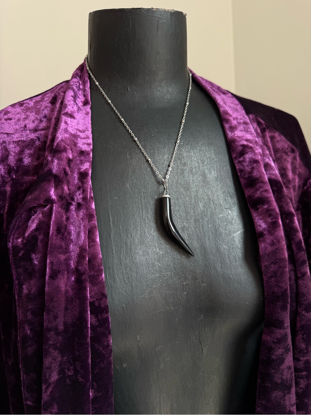 Black obsidian Horn Pendant Necklace protection jewelry witchy southern gothic - Picture 2 of 6